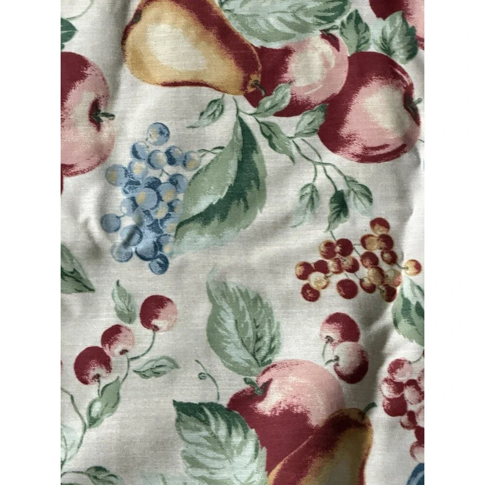 Vtg Retro Farm Produce Still Life Plum Cherries Print Tablecloth  82 x 60